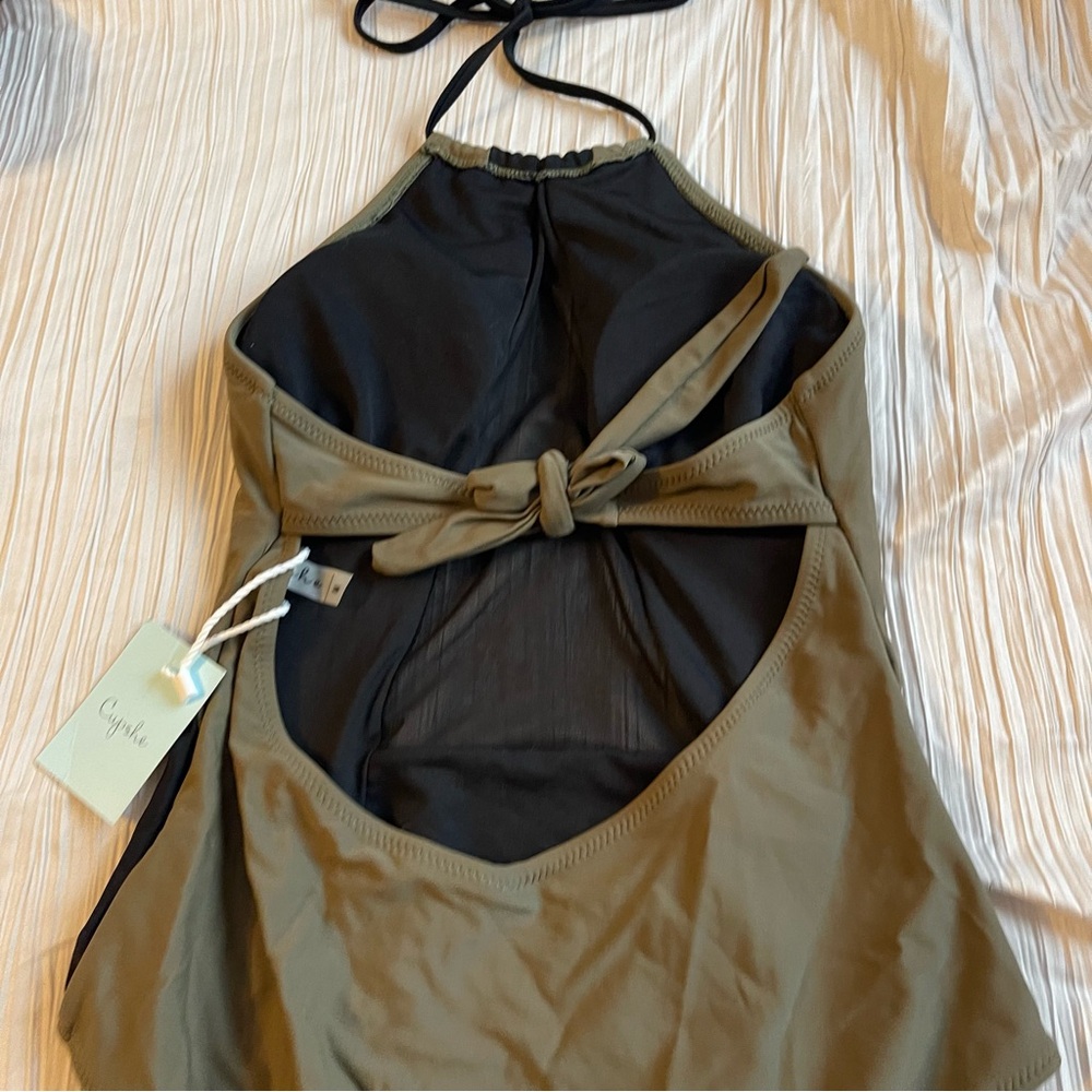 Cupshe Olive Green and Black One-Piece Swimsuit - Picture 4 of 12